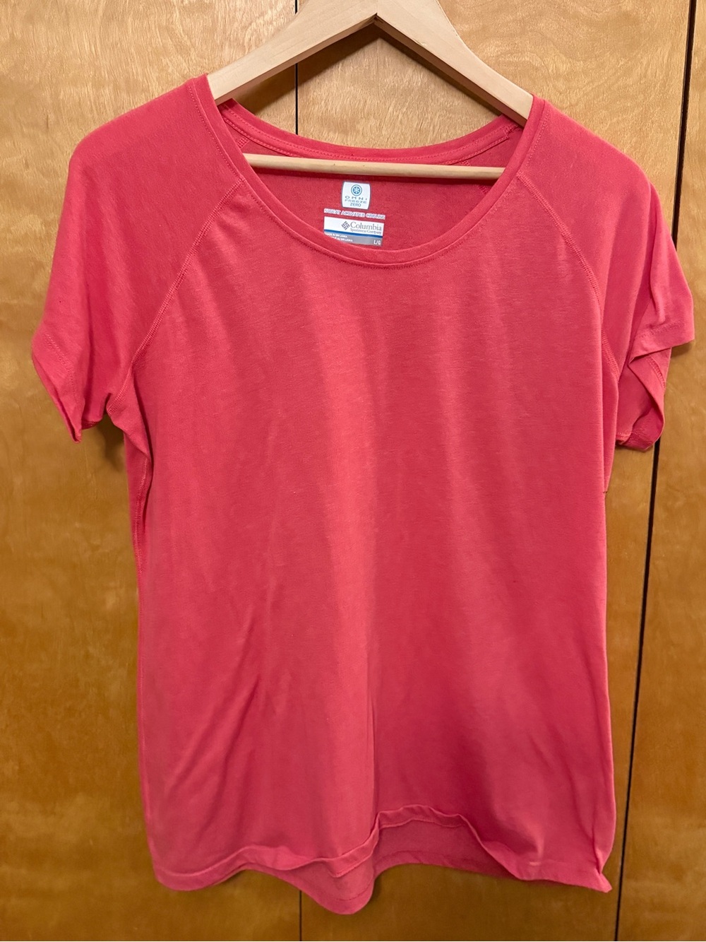 Columbia Women's Sweat Activated Cooling Short-Sleeve Tee